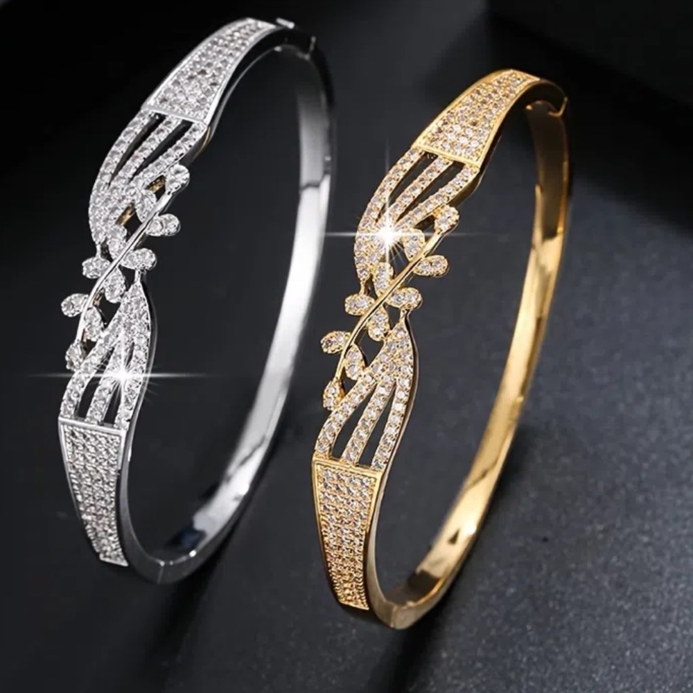 NEW EXQUISITE LUXURY STYLE CRYSTAL BRACELET